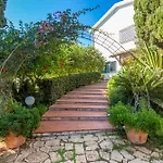 Maganuco Park - Pool, Sea And Garden