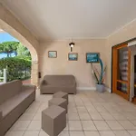 Maganuco Park - Pool, Sea And Garden Вилла Модика